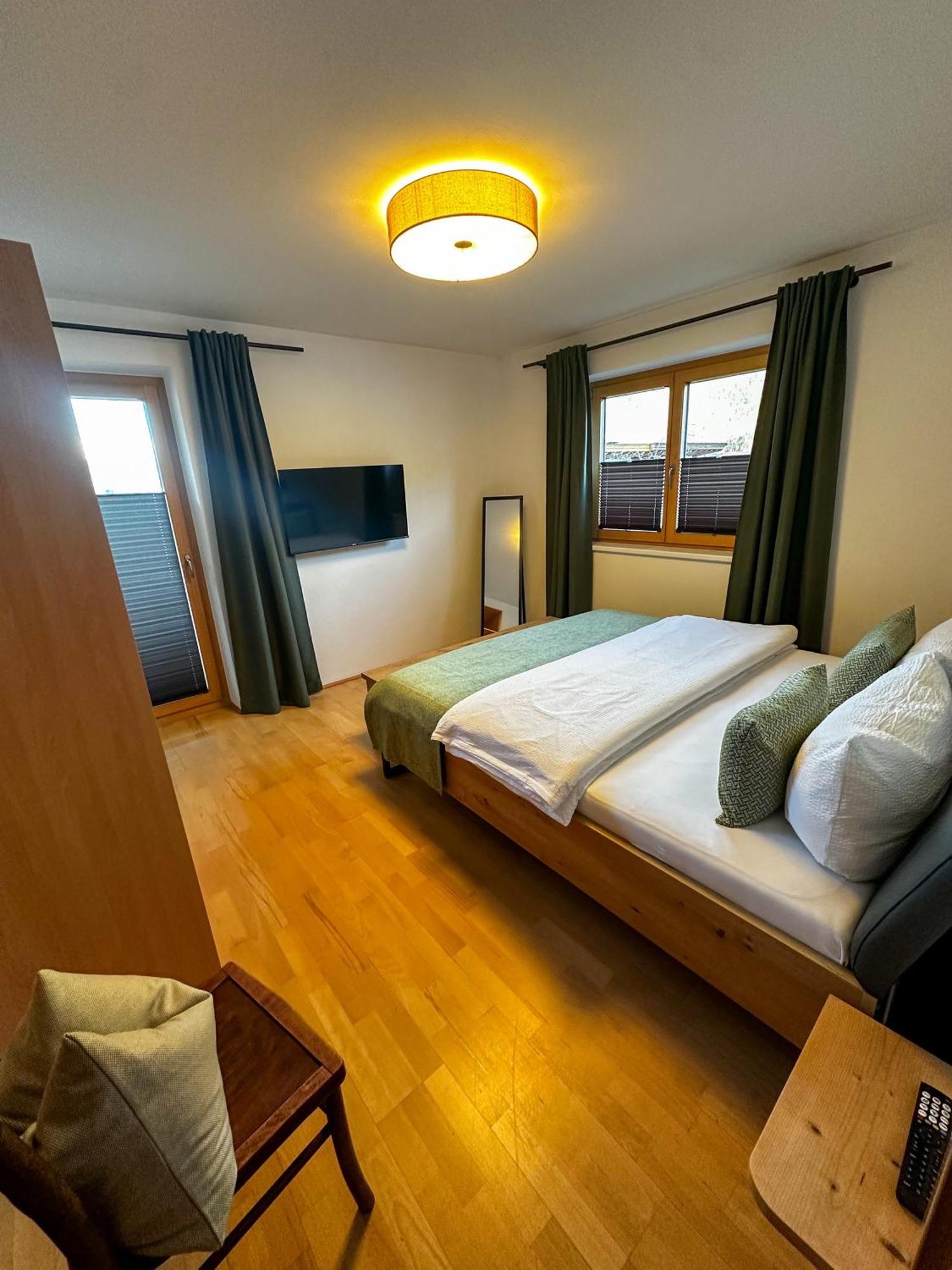 Hartl Apartment *