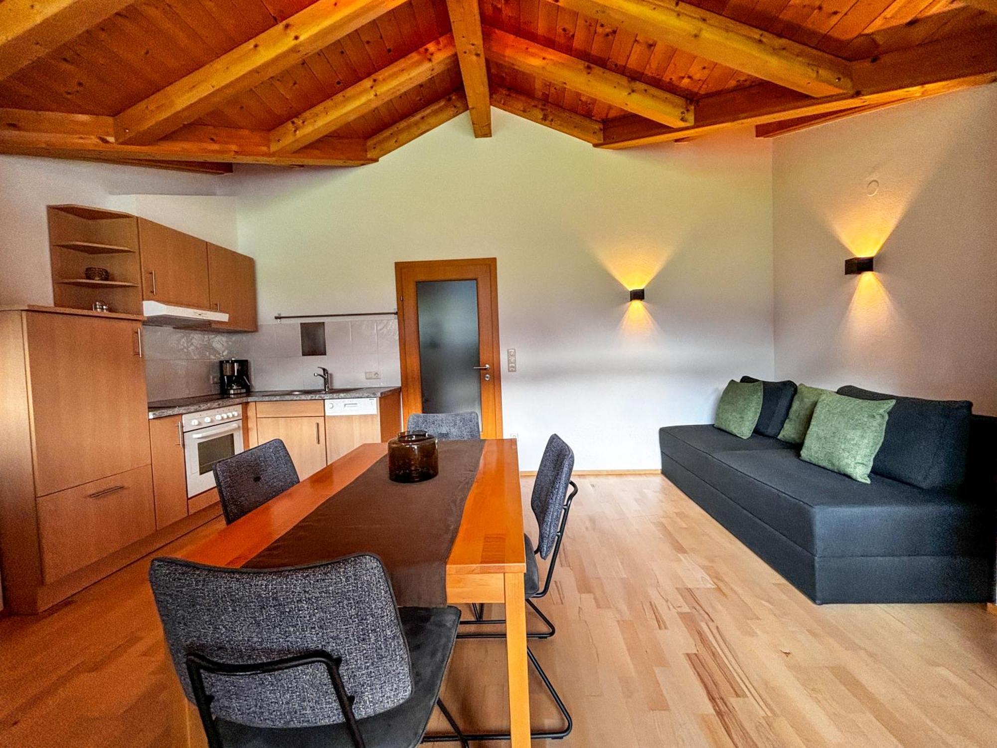Hartl Apartment