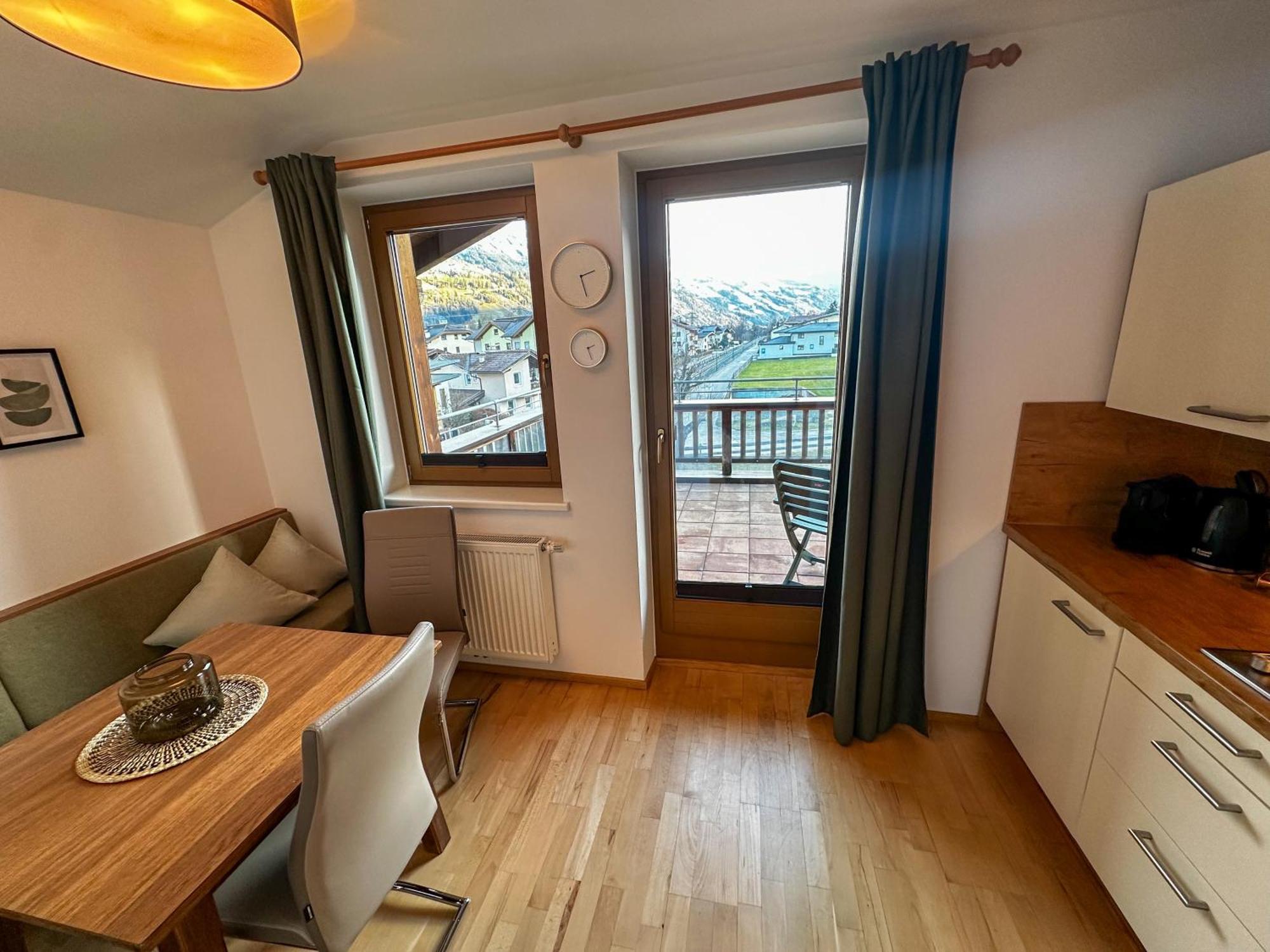 Hartl Apartment *